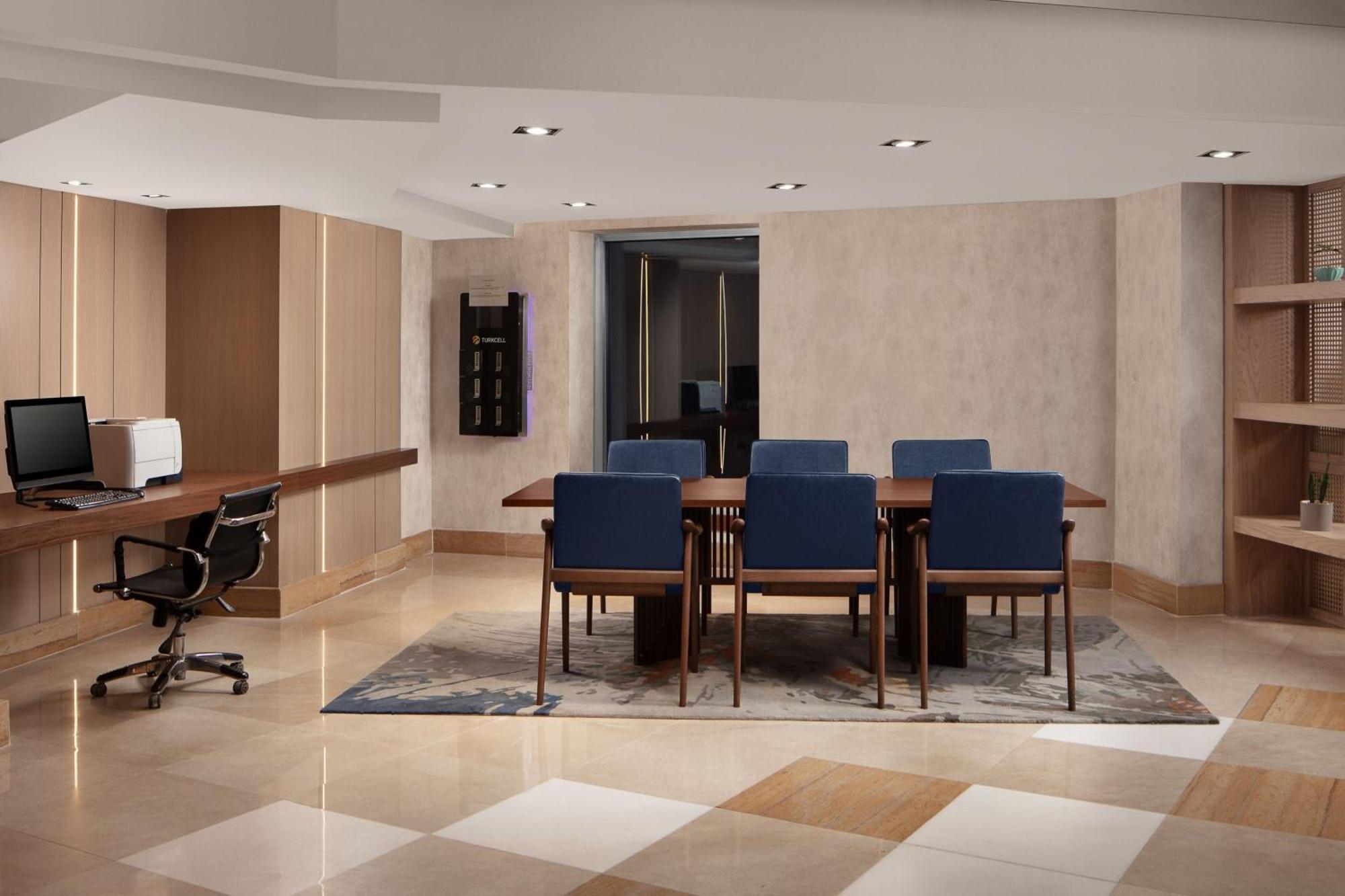 Delta Hotels By Marriott Istanbul West Εξωτερικό φωτογραφία